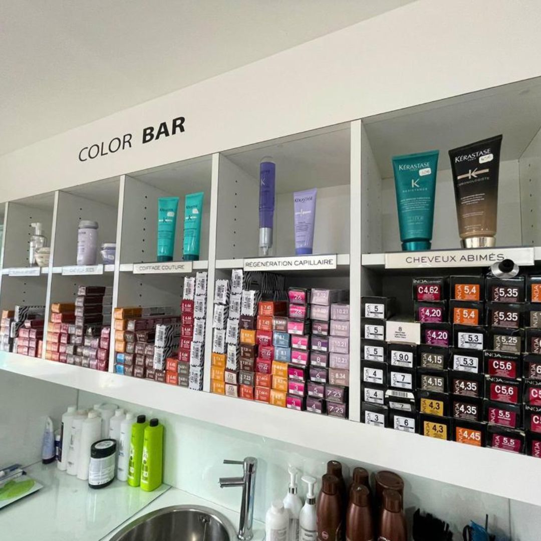 Color Bar et produits Kérastase au salon Élite Coiffure - revendeur exclusif Réunion